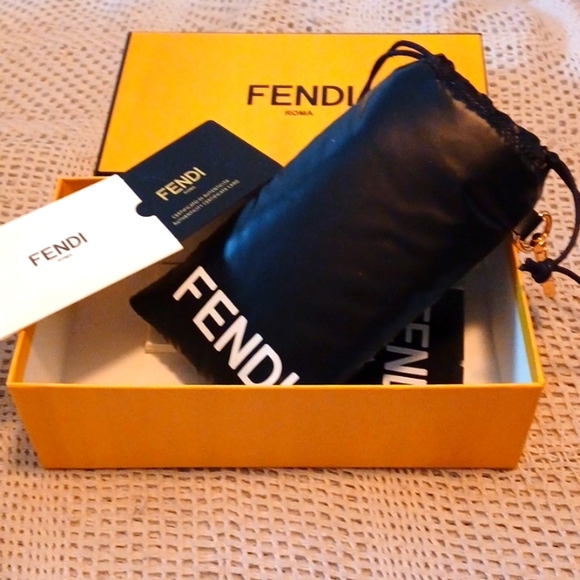 *NWT* Fendi FE40010U WAY 53F Havana Brown Gradient Butterfly 🦋 Sunglasses - Picture 8 of 8